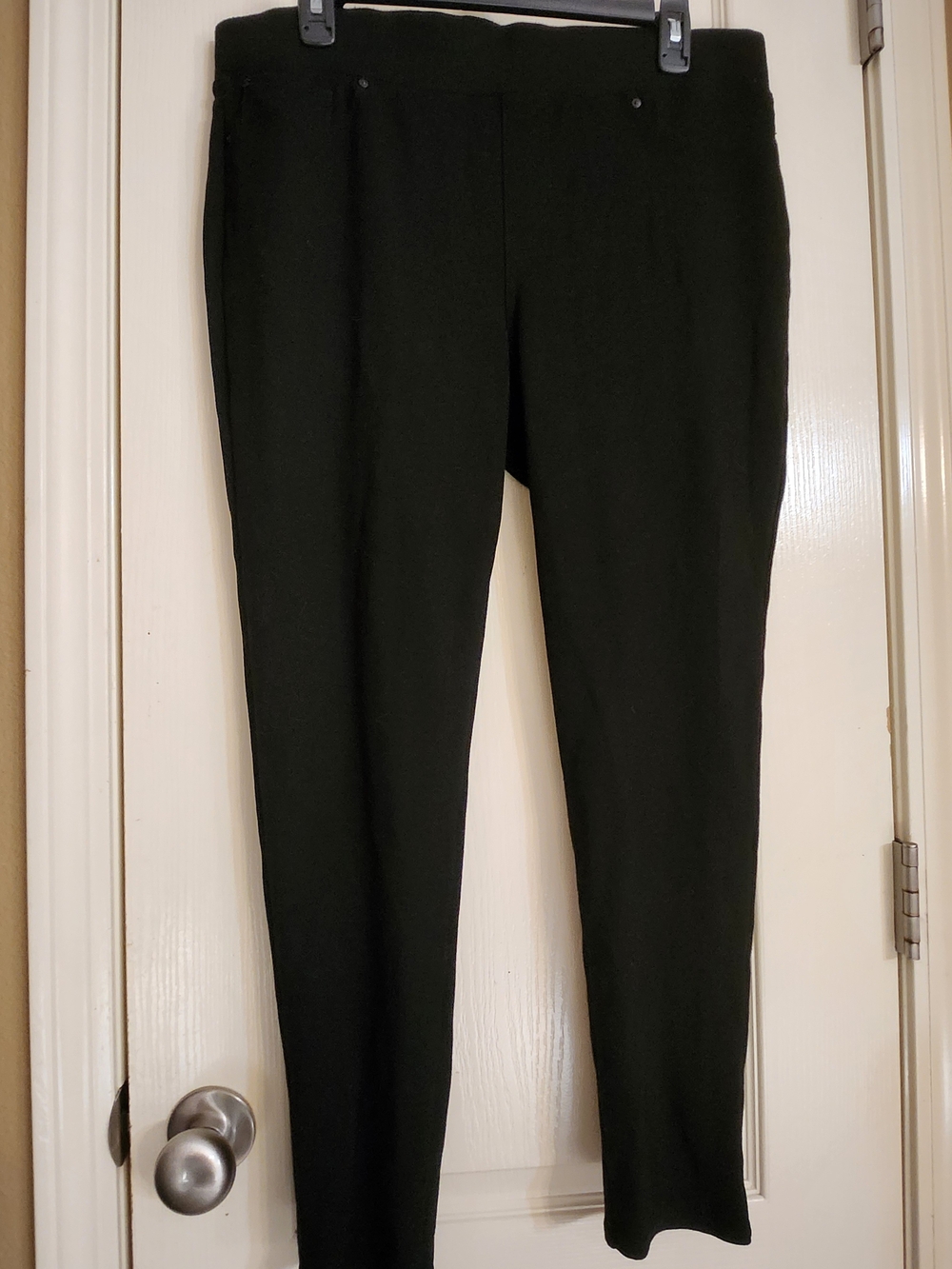 Seven7 Black Skinny Ponte Leggings